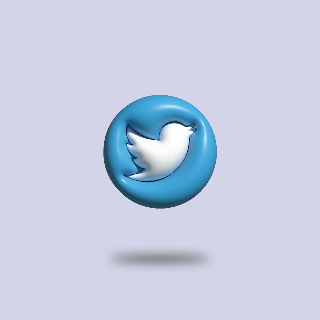 How to Make a Twitter Header That Stands Out